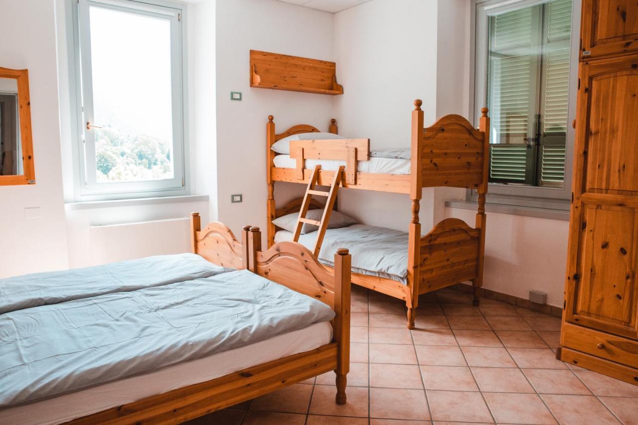 Хостел Casa Del Parco Adamello Cevo Екстер'єр фото