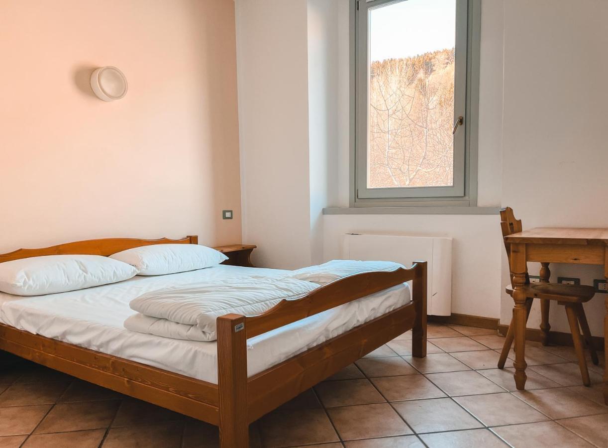 Хостел Casa Del Parco Adamello Cevo Екстер'єр фото